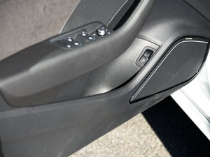 2015Sportback e-tron \(yn)(dng) ǰT(ch)g