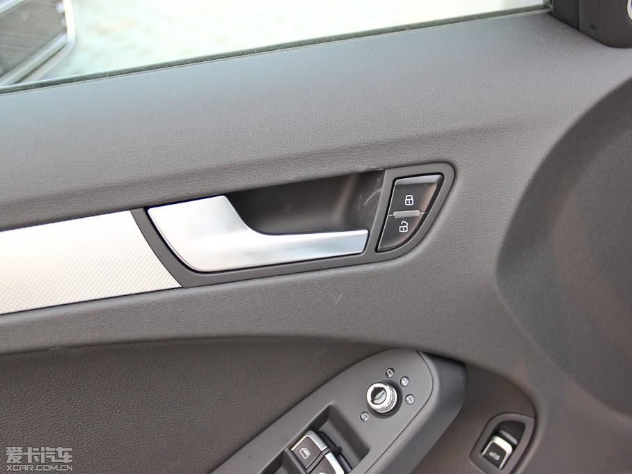 2014WA4(M) 40TFSI allroad quattro