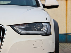 2014款40TFSI allroad quattro 大灯