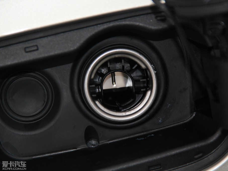 2015WA8 45 TFSI quattroA