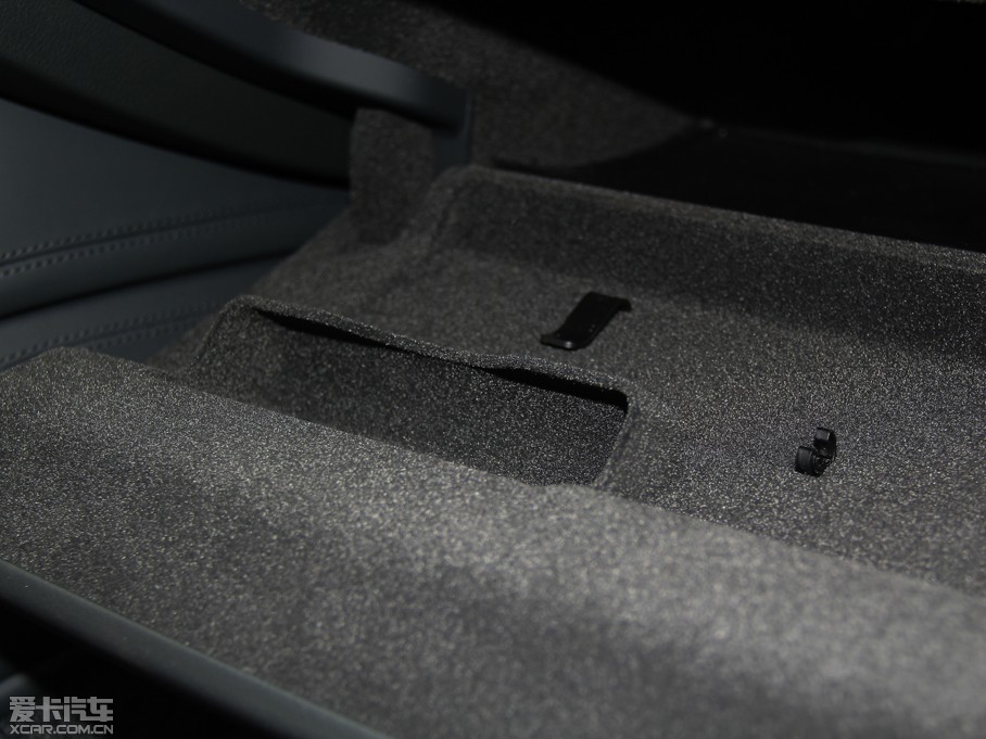 2015��W��A8 45 TFSI quattro���A��