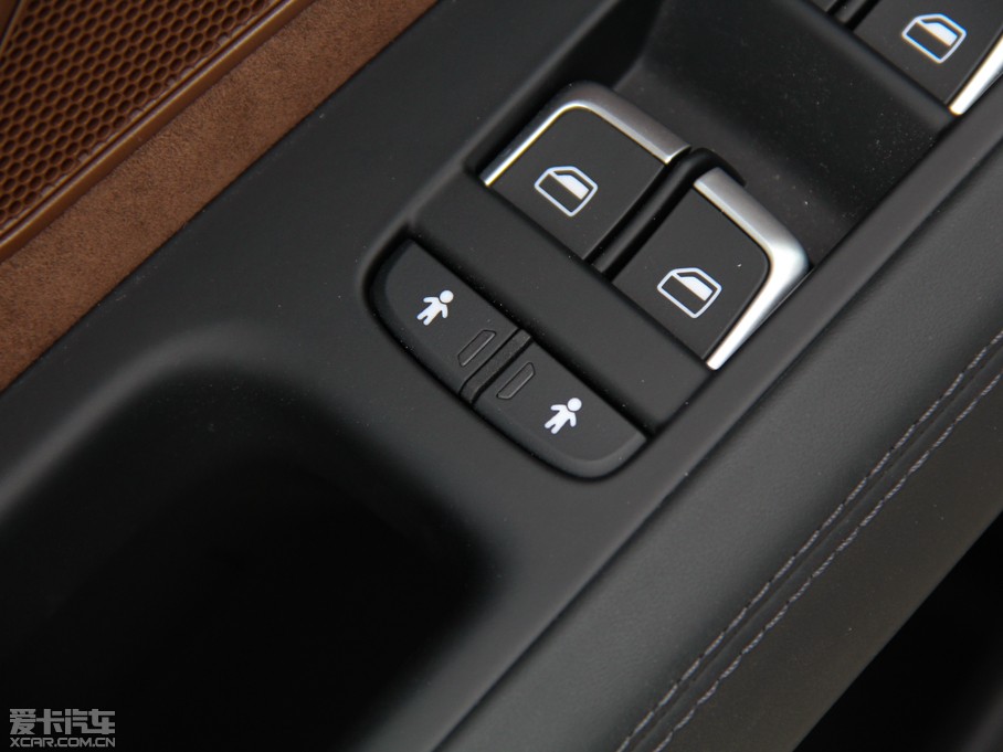 2015��?yu��n)W��A8 45 TFSI quattro���A��