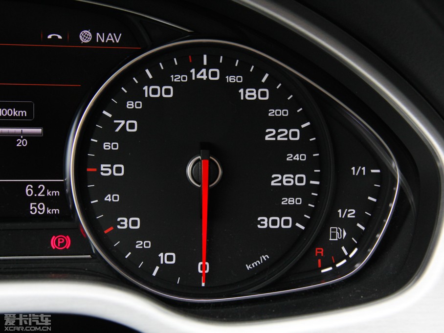 2015��W��A8 45 TFSI quattro���A��