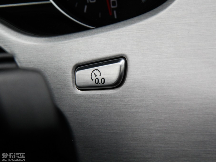 2015WA8 45 TFSI quattroA