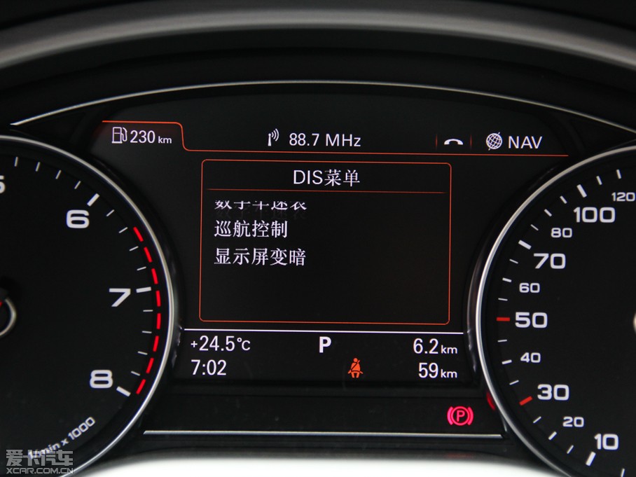 2015��W��A8 45 TFSI quattro���A��