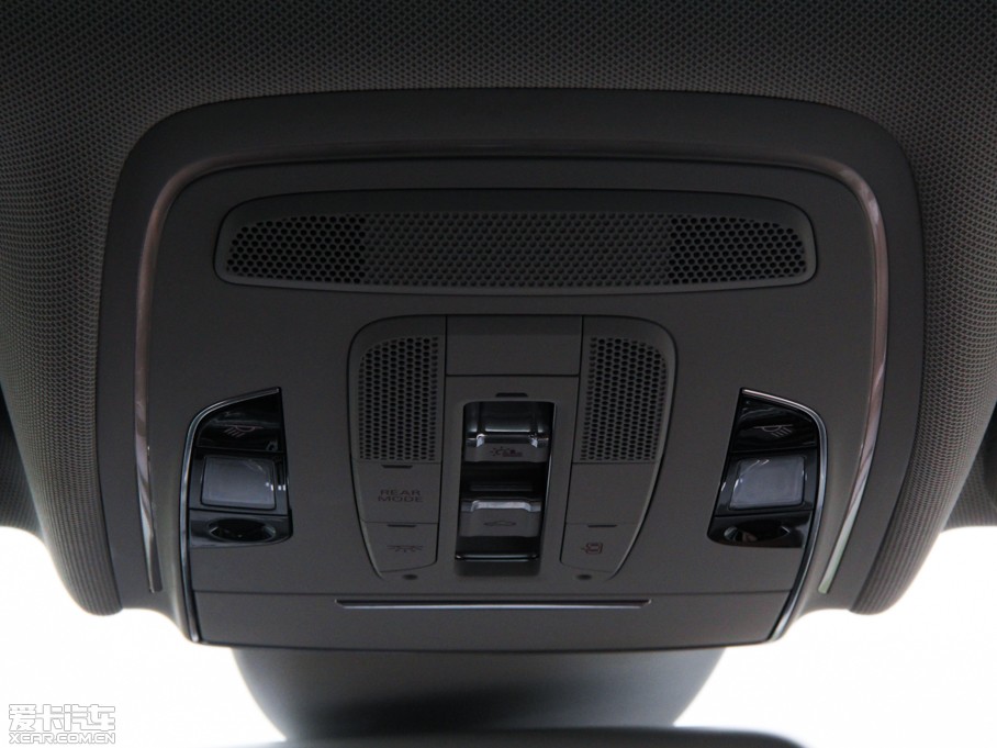 2015WA8 45 TFSI quattroA