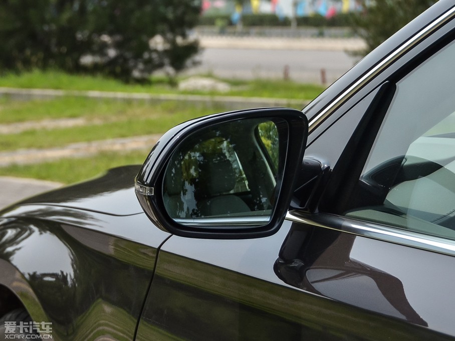 2015WA8 50 TFSI quattroF