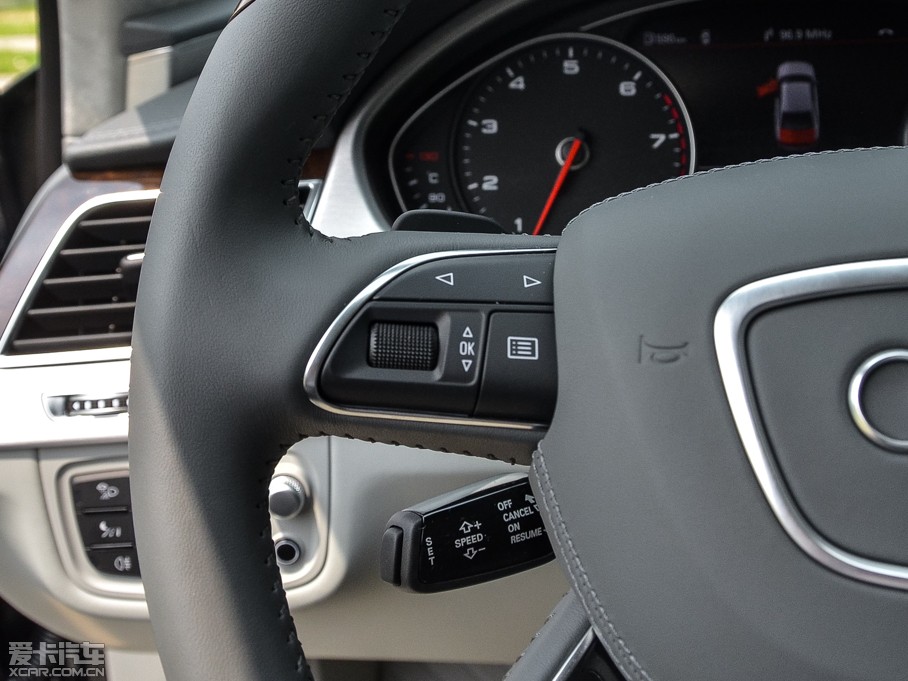 2015WA8 50 TFSI quattroF