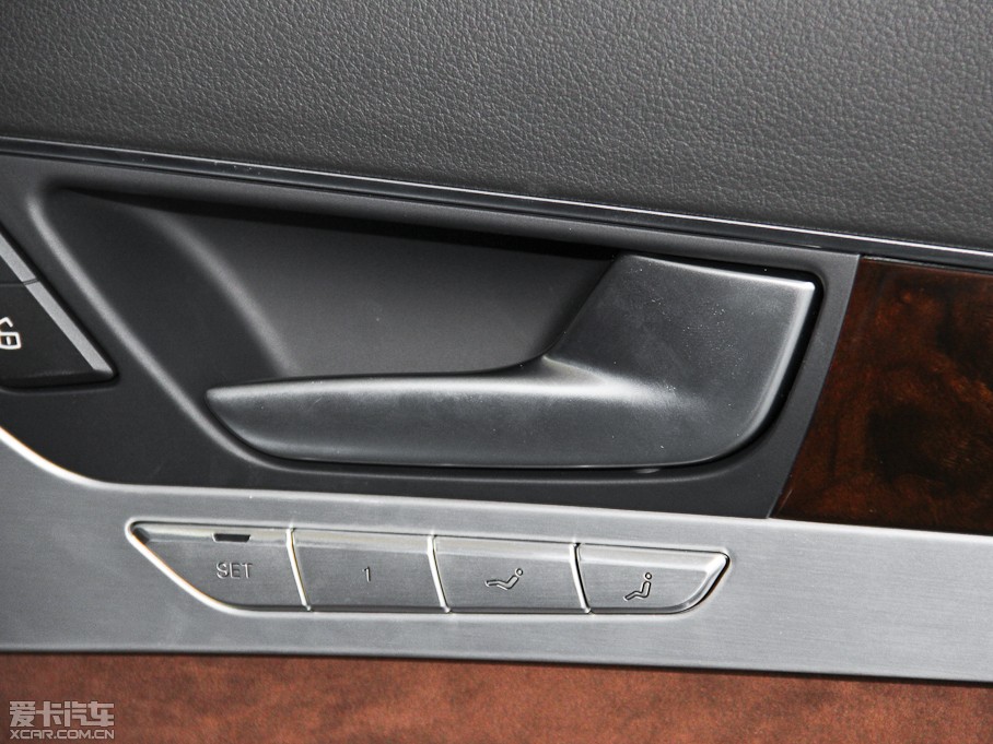 2015WA8 60 TFSI quattroA