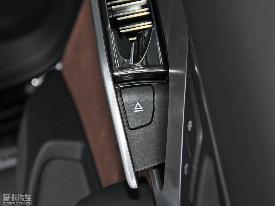 2015WA8 60 TFSI quattroA