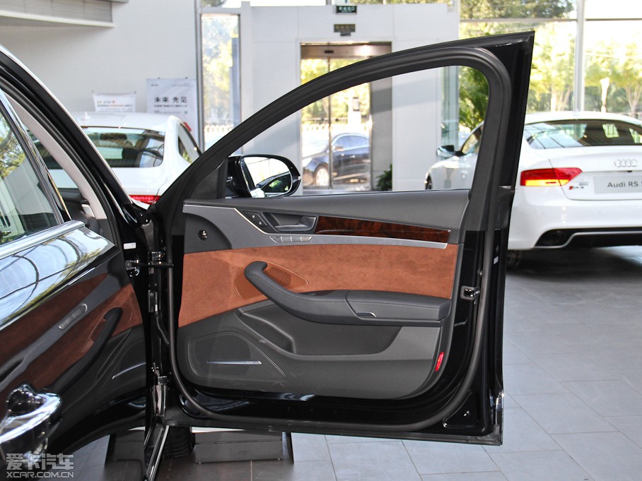 2015WA8 60 TFSI quattroA