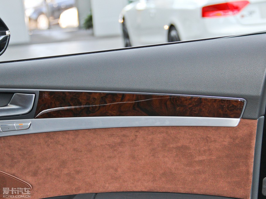 2015WA8 60 TFSI quattroA