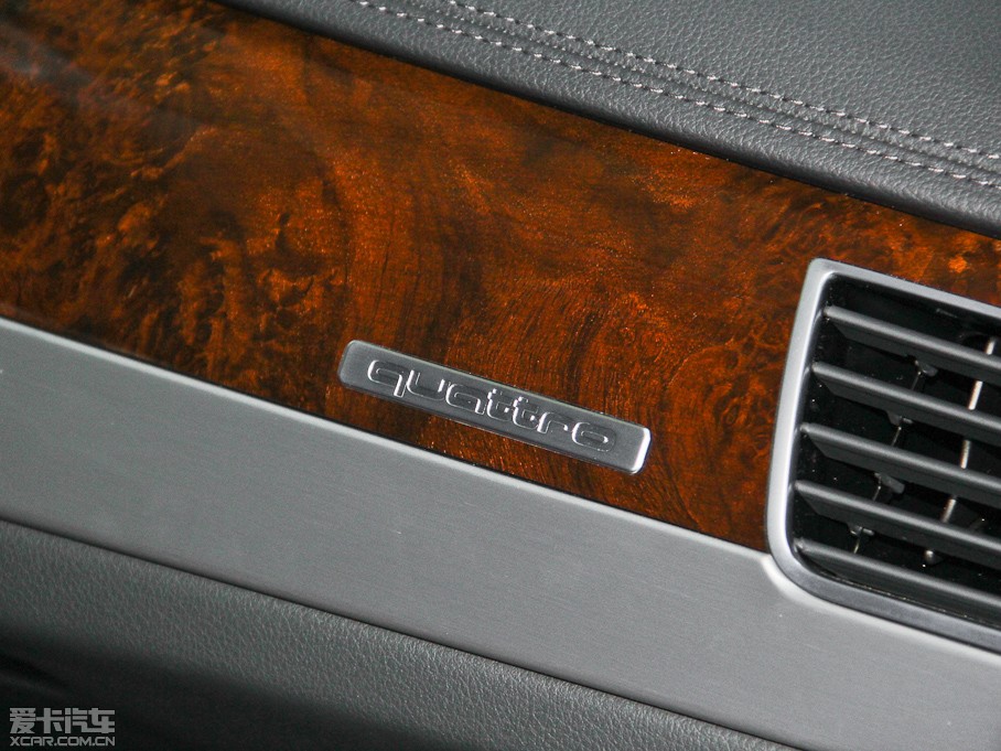 2015?yun)WA8 60 TFSI quattroA