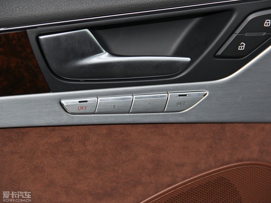 2015WA8 60 TFSI quattroA