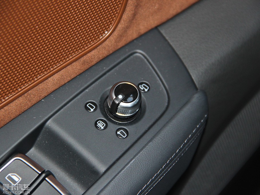 2015WA8 60 TFSI quattroA