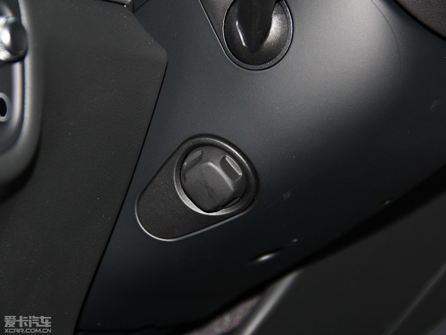 2015WA8 60 TFSI quattroA