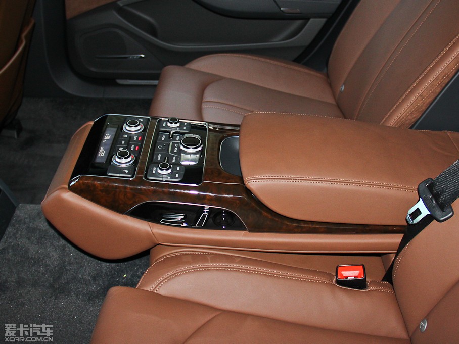 2015WA8 60 TFSI quattroA