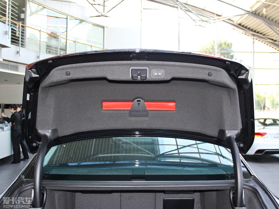 2015WA8 60 TFSI quattroA