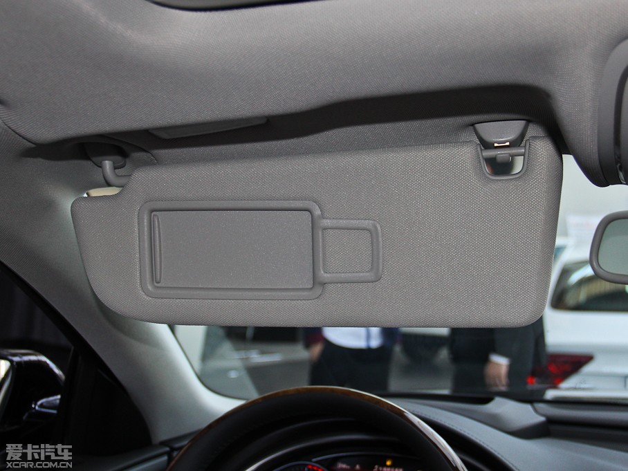 2015?yun)WA8 60 TFSI quattroA