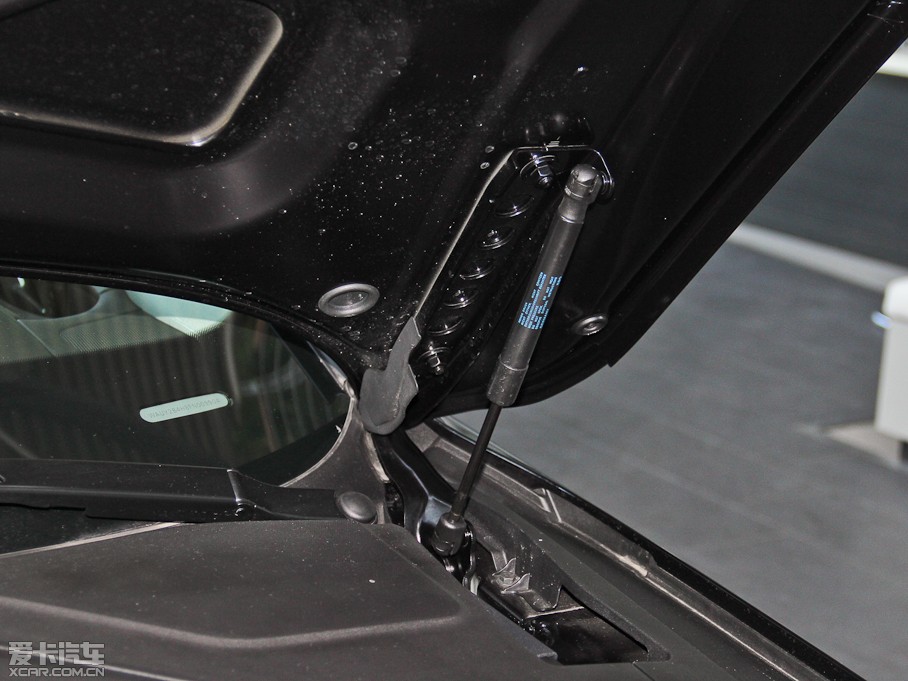 2015WA8 60 TFSI quattroA