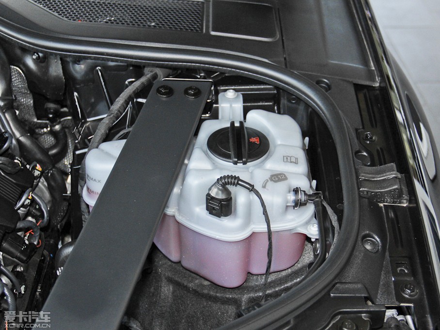 2015WA8 60 TFSI quattroA