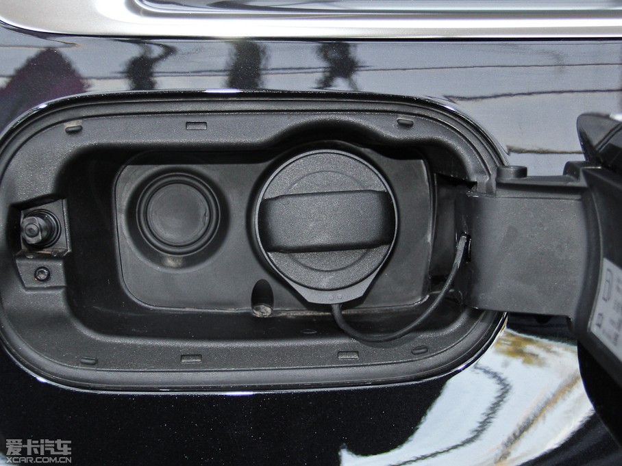 2015WA8 60 TFSI quattroA