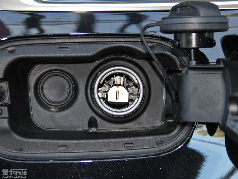 2015WA8 60 TFSI quattroA