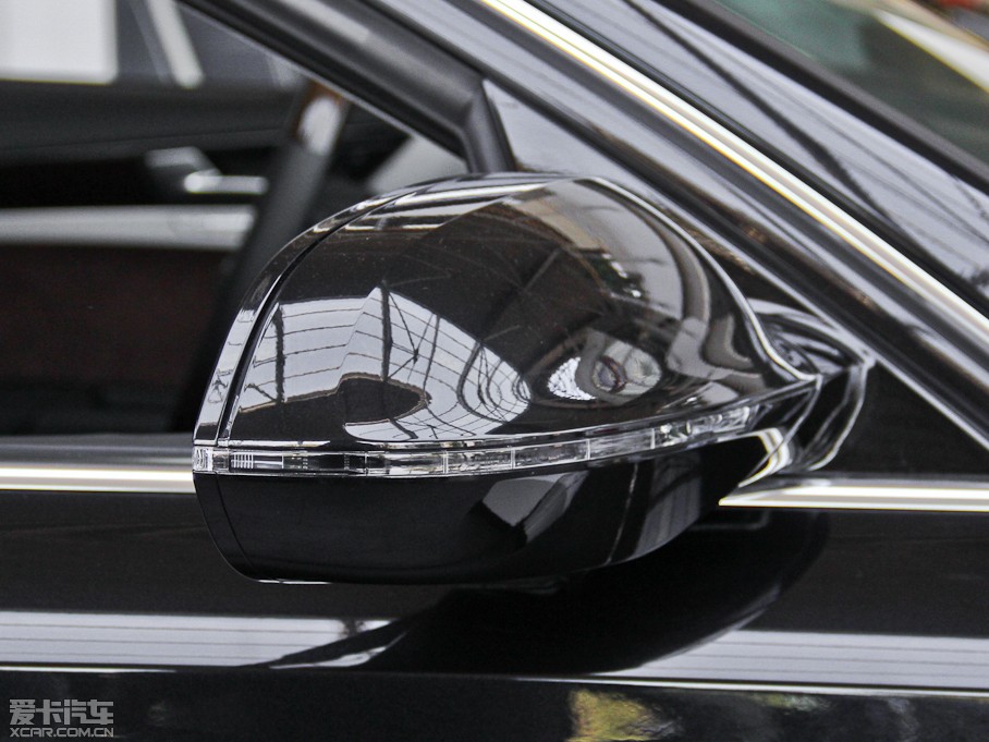 2015WA8 60 TFSI quattroA