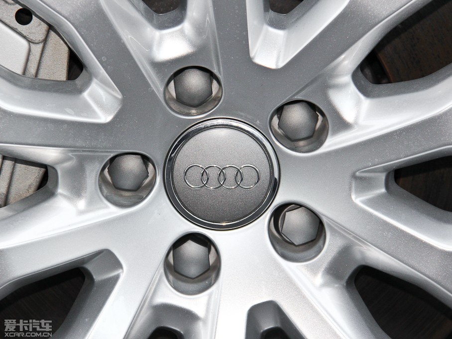 2015WA8 60 TFSI quattroA