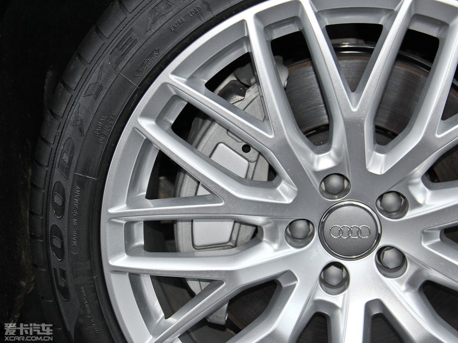 2015WA8 60 TFSI quattroA