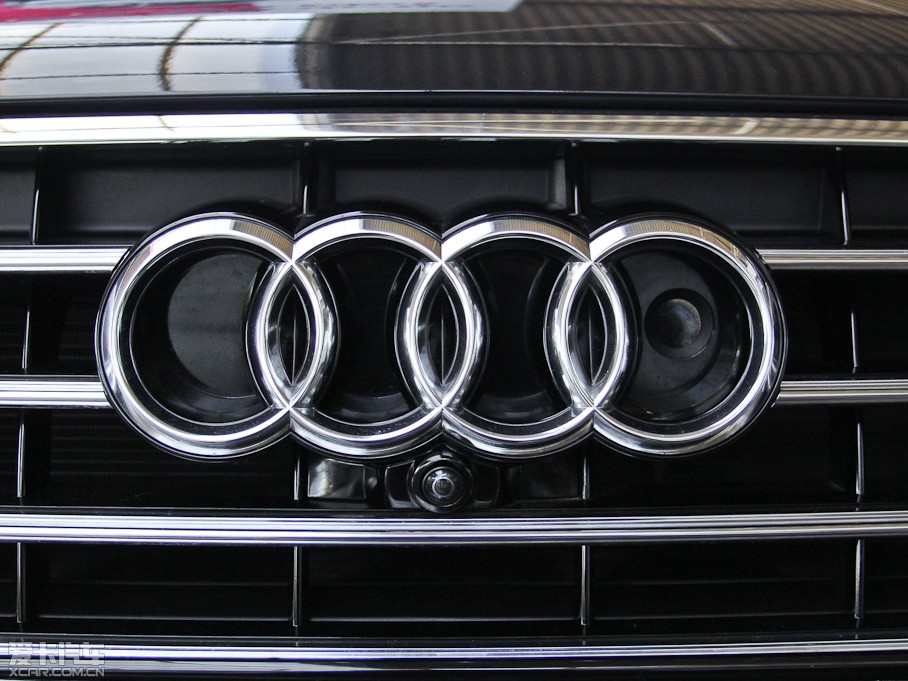 2015?yun)WA8 60 TFSI quattroA