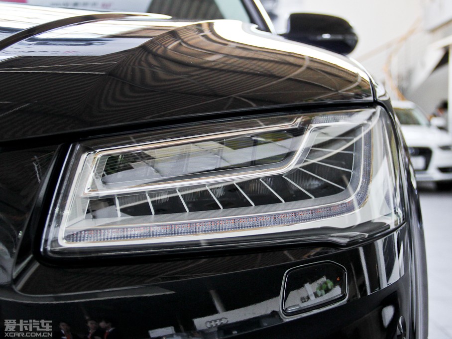 2015WA8 60 TFSI quattroA