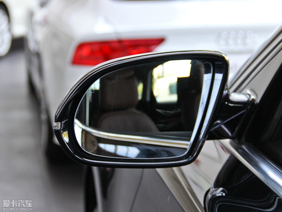 2015WA8 60 TFSI quattroA