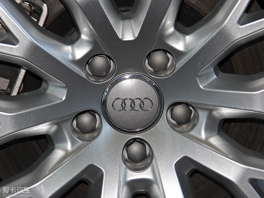 2015WA8 60 TFSI quattroA