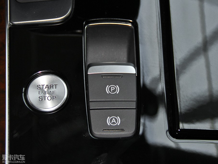 2015WA8 60 TFSI quattroA