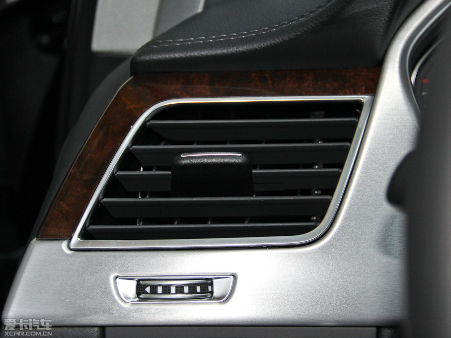 2015?yun)WA8 60 TFSI quattroA