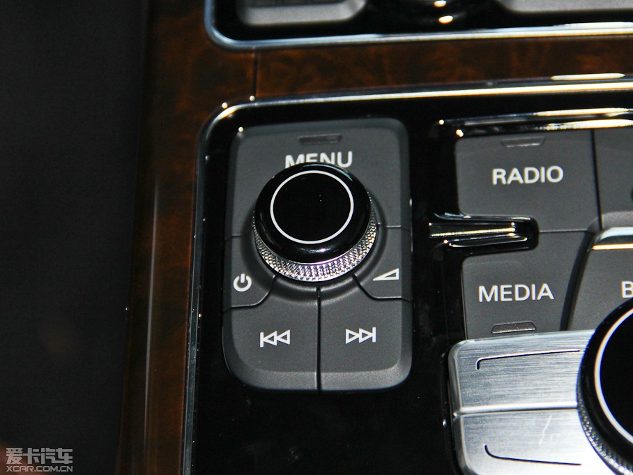 2015WA8 60 TFSI quattroA