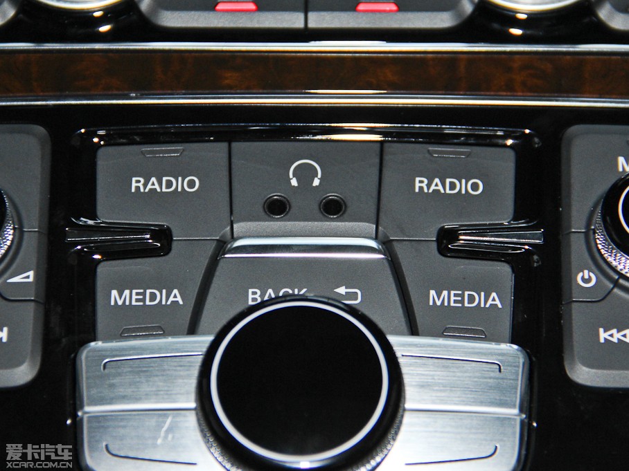 2015WA8 60 TFSI quattroA