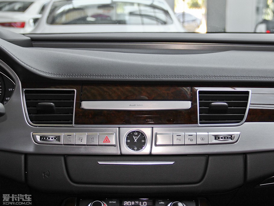 2015WA8 60 TFSI quattroA