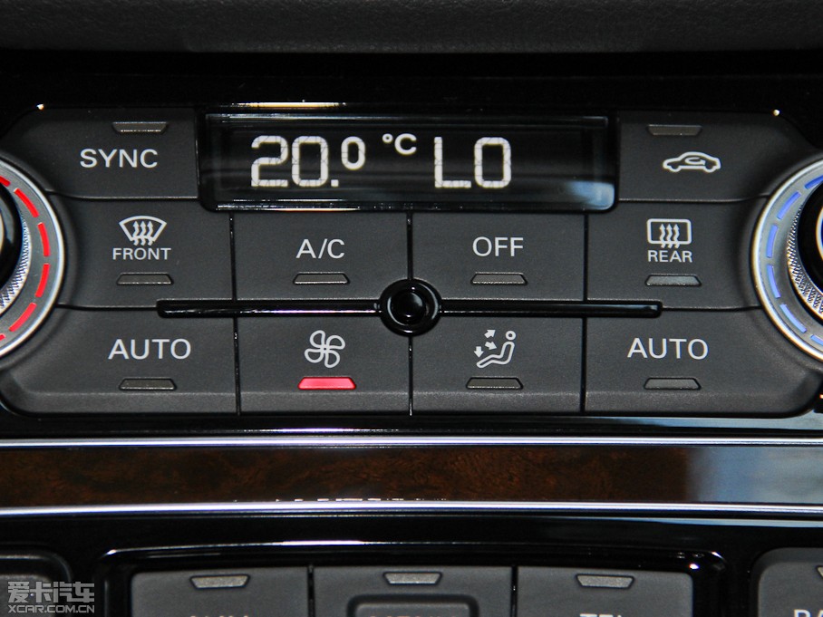 2015WA8 60 TFSI quattroA