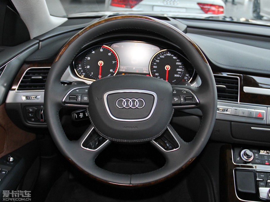 2015WA8 60 TFSI quattroA