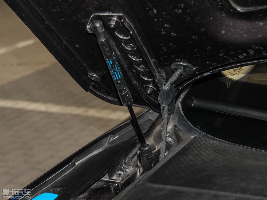 2015WA8 6.3 FSI W12 quattroŞ