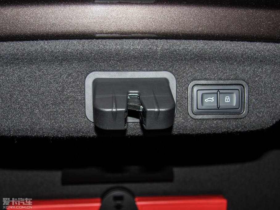 2015?yun)WA8 6.3 FSI W12 quattroŞ