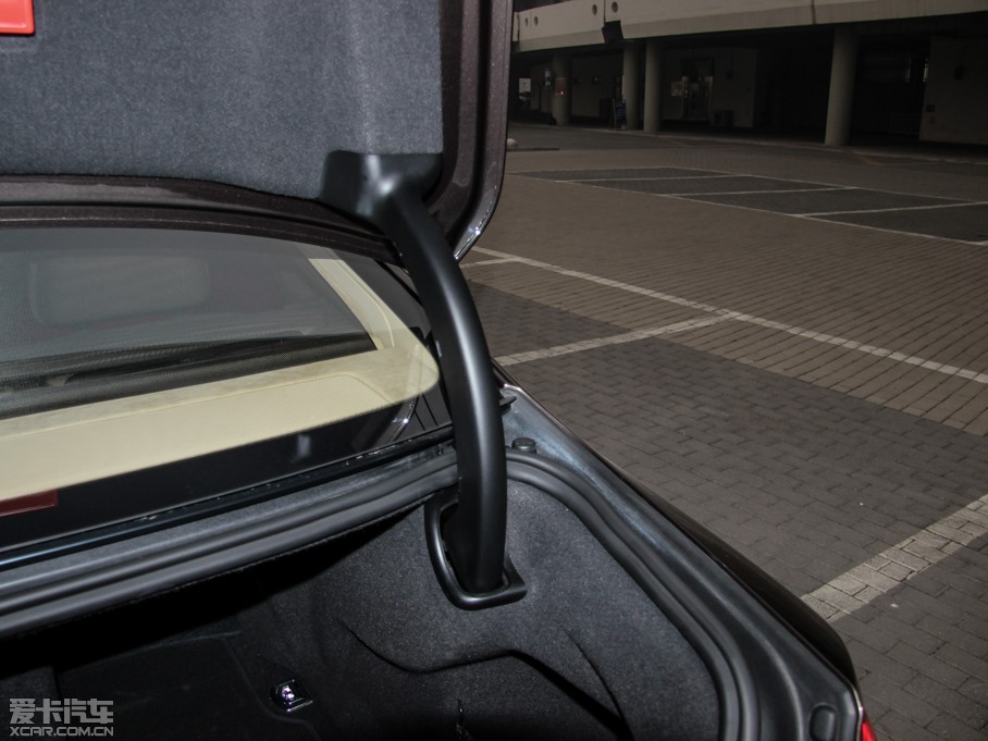 2015WA8 6.3 FSI W12 quattroŞ