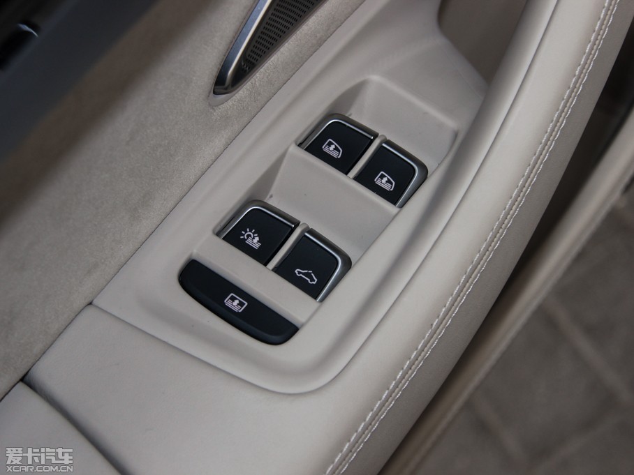 2015?yun)WA8 6.3 FSI W12 quattroŞ