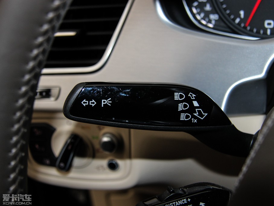 2015WA8 6.3 FSI W12 quattroŞ