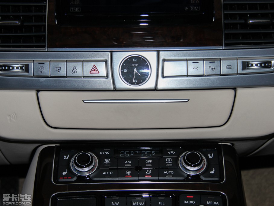 2015WA8 6.3 FSI W12 quattroŞ