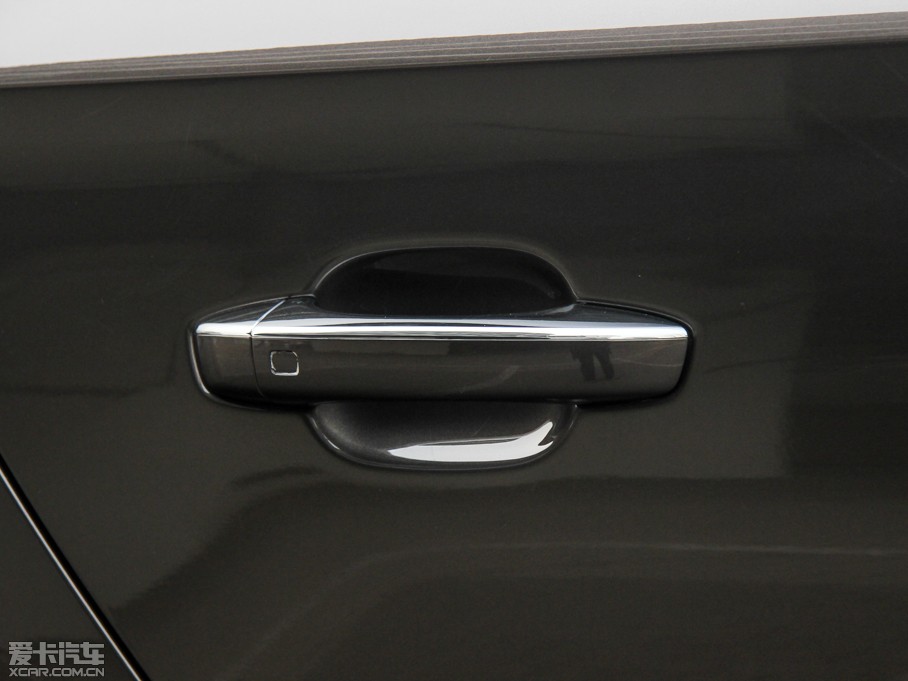 2015WA8 6.3 FSI W12 quattroŞ