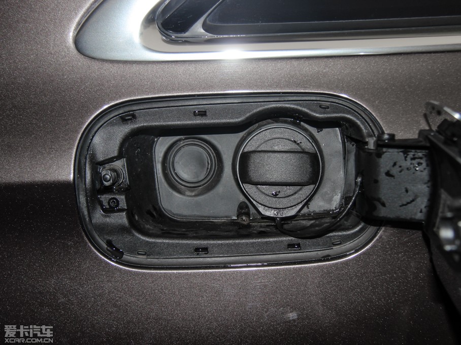 2015WA8 6.3 FSI W12 quattroŞ