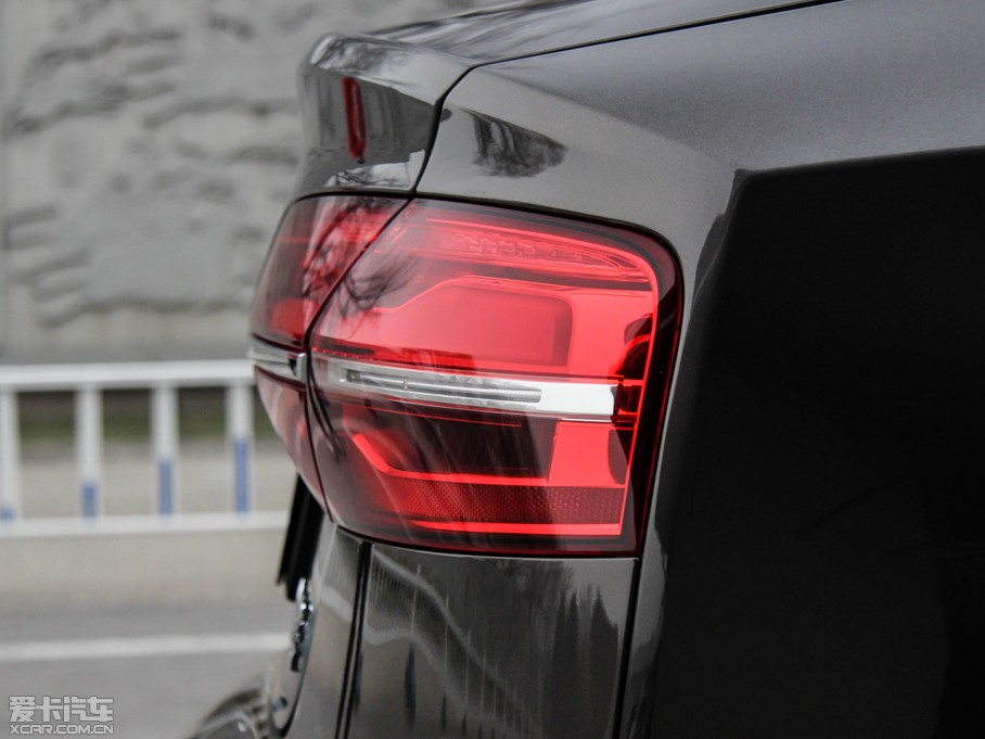 2015WA8 6.3 FSI W12 quattroŞ